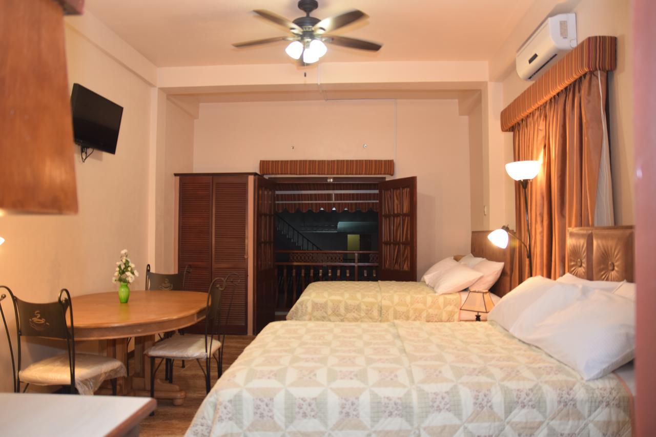 Windjammer International Cuisine & Comfort Inn Georgetown Exteriér fotografie